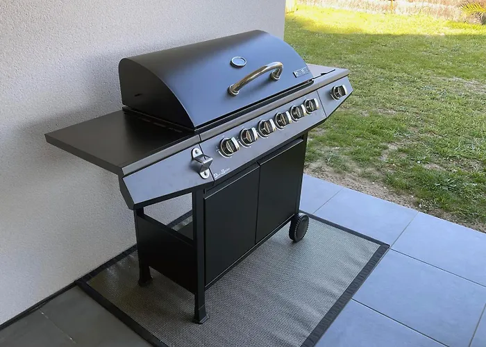 La Morey Nyaraló Casteljaloux